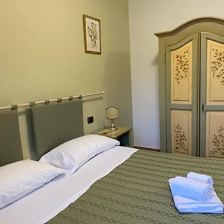 Il Castagno 住宿加早餐酒店 3*