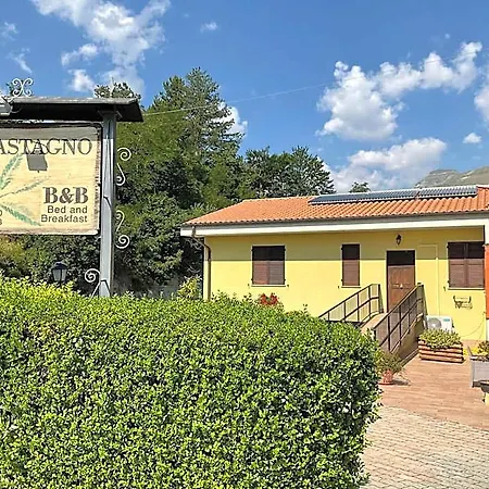Il Castagno 住宿加早餐酒店 蒙泰蒙阿科